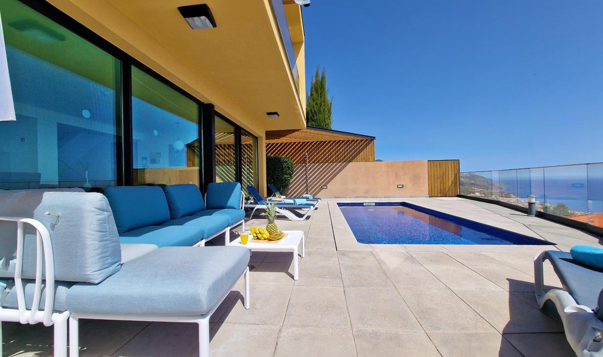 Eden Sun - A Modern Luxury Villa With A Panoramic View Prazeres Bagian luar foto