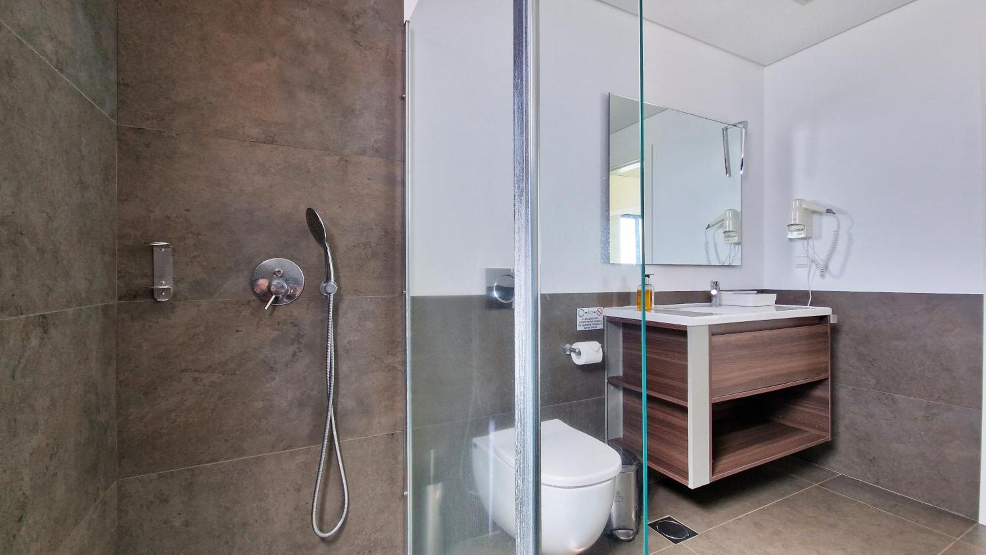 Eden Sun - A Modern Luxury Villa With A Panoramic View Prazeres Bagian luar foto