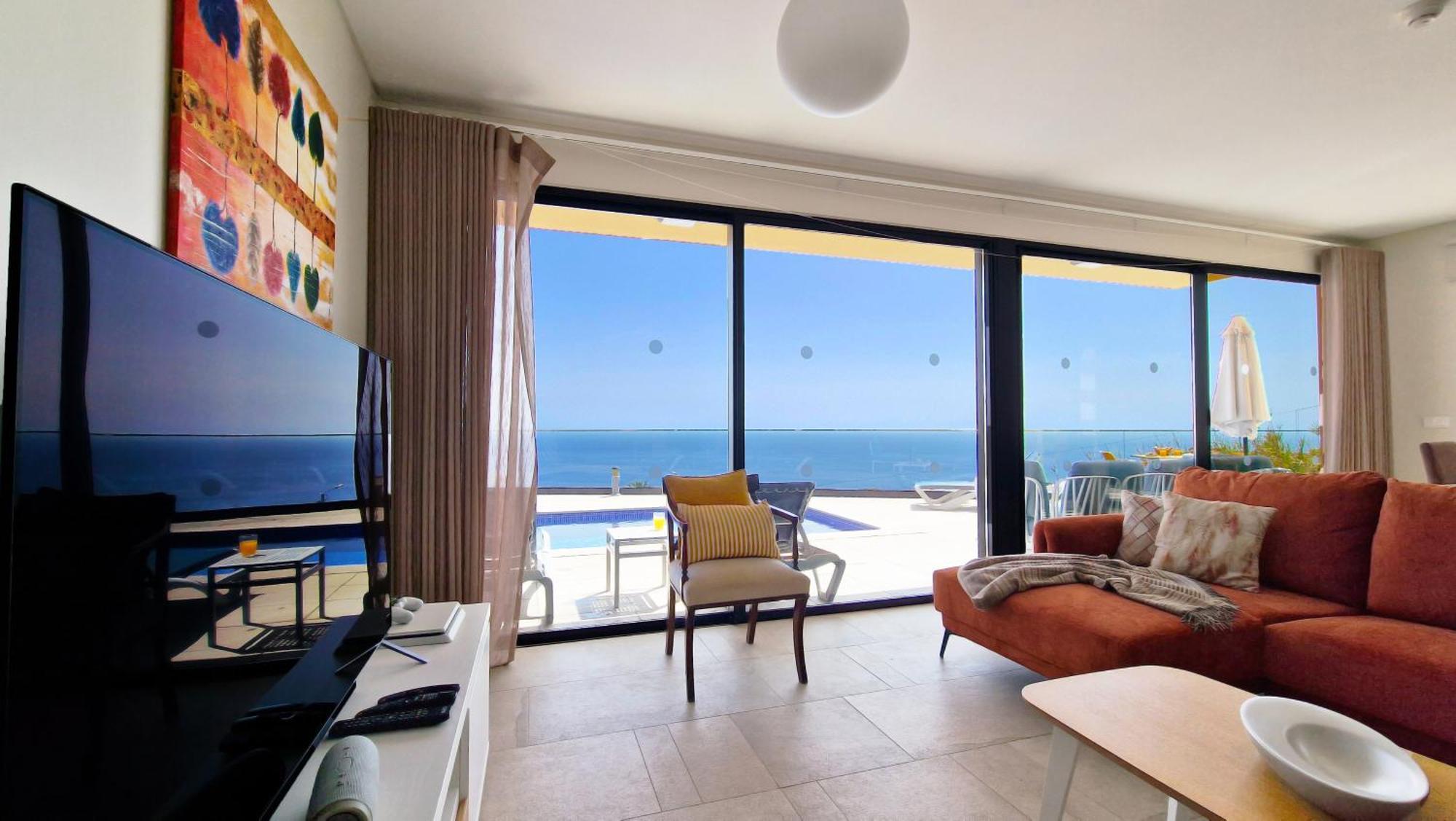 Eden Sun - A Modern Luxury Villa With A Panoramic View Prazeres Bagian luar foto